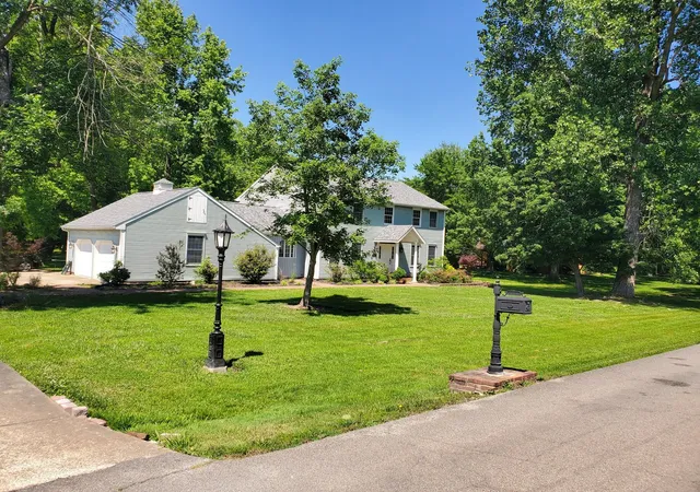 Photo 1 of Single family home for sale at 202 Arbor Dr, Carterville, IL 62918 | MLS# 12666006 | Listing updated on 2026-07-28