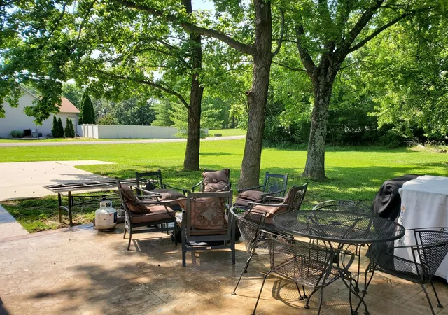 Photo 37 of Single family home for sale at 202 Arbor Dr, Carterville, IL 62918 | MLS# 12666006 | Listing updated on 2026-07-28