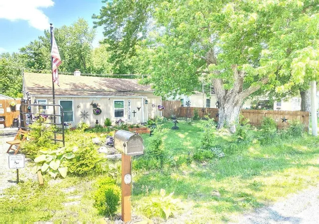 Homes for sale in East Moline, IL | 16925 10th Ave, East Moline, IL 61244 | MLS# 12666017