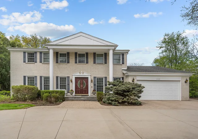 Homes for sale in Highland Park, IL | 2130 Magnolia Ln, Highland Park, IL 60035 | MLS# 12666094