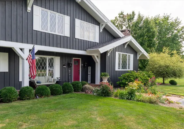 Photo 3 of Single family home for sale at 1910 Hickory Ln, Princeton, IL 61356 | MLS# 12666132 | Listing updated on 2026-09-14