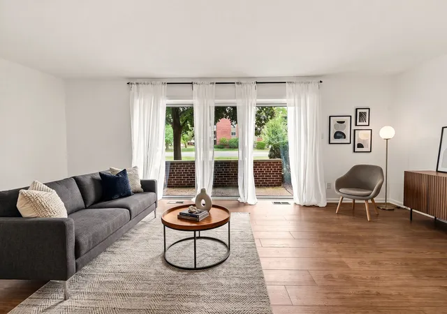 Photo 1 of Condo for sale at 1025 S Fernandez Ave #1S, Arlington Heights, IL 60005 | MLS# 12666152 | Listing updated on 2026-10-02
