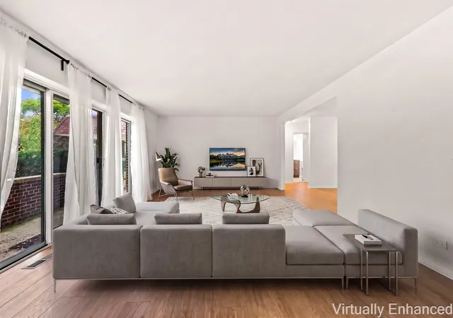 Photo 3 of Condo for sale at 1025 S Fernandez Ave #1S, Arlington Heights, IL 60005 | MLS# 12666152 | Listing updated on 2026-10-02