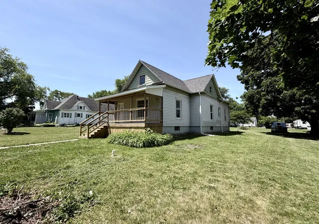 Homes for sale in Saunemin, IL | 38 Maple St, Saunemin, IL 61769 | MLS# 12666161