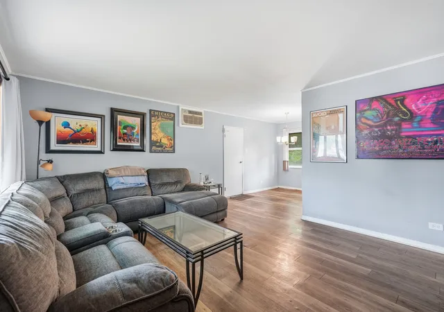 Photo 2 of Single family home for sale at 204 Washington St, Park Forest, IL 60466 | MLS# 12666189 | Listing updated on 2026-09-05