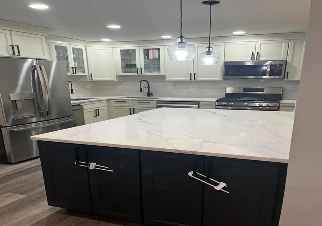 Homes for sale in Chicago, IL | 6800 N California Ave #2O, Chicago, IL 60645 | MLS# 12666194