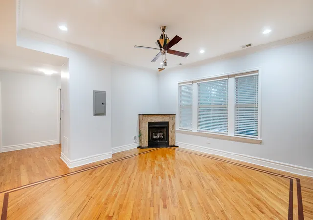 Listing Photo 4 - Condo for sale in building located at 4847 S Vincennes Ave, Chicago, IL 60615 - Unit #203