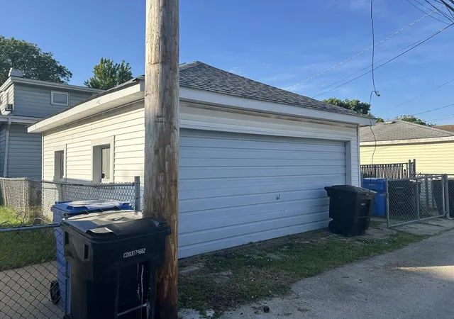 Photo 4 of Single family home for sale at 5346 N Ludlam Ave, Chicago, IL 60630 | MLS# 12666254 | Listing updated on 2026-10-06