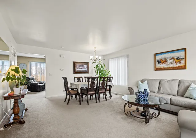 Photo 3 of Sale Pending at 941 Brahms Rd, Volo, IL 60073 | MLS# 12666280 | Listing updated on 2026-08-19