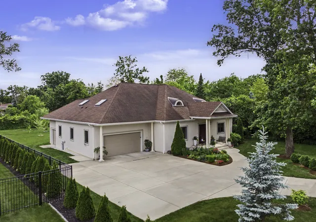 2nd image of 378 E Deerpath Rd, Wood Dale, IL 60191 | MLS# 12666286