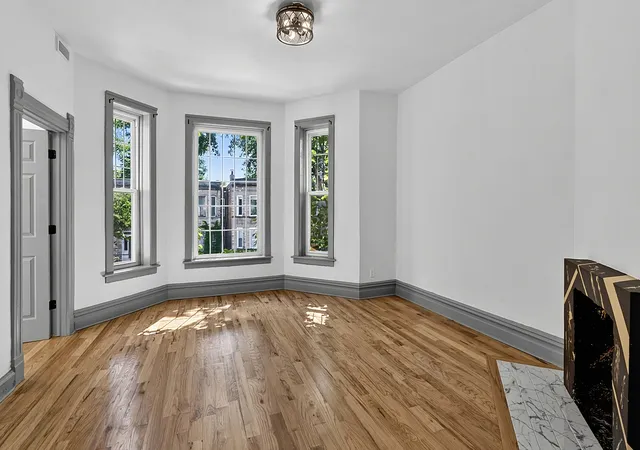 4th image of 6602 S Marquette Ave, Chicago, IL 60637 | MLS# 12666296