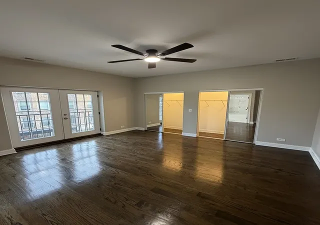 Homes for sale in Chicago, IL | 543 E 43rd St #2E, Chicago, IL 60653 | MLS# 12666323