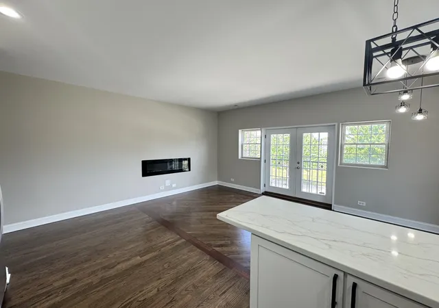 Homes for sale in Chicago, IL | 543 E 43Rd St, Chicago, IL 60653