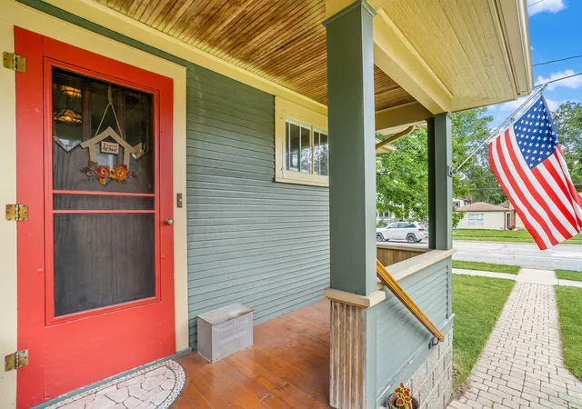 Homes for sale in Palatine, IL | 348 W Palatine Rd, Palatine, IL 60067 | MLS# 12666372