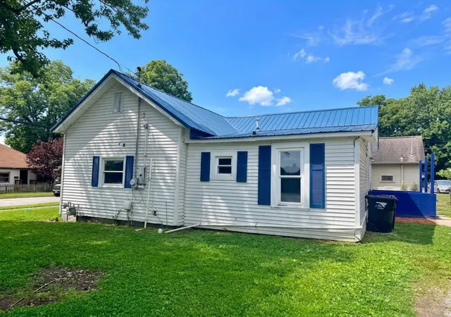 3rd image of 919 Catherine St, Metropolis, IL 62960 | MLS# 12666388
