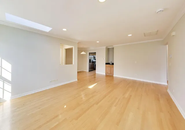 Photo 4 of Condo for sale at (Undisclosed), Arlington Heights, IL 60005 | MLS# 12666455 | Listing updated on 2026-10-07
