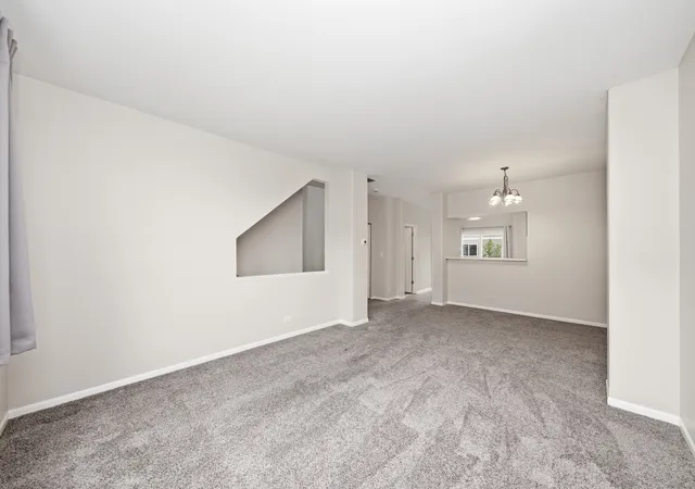 5th image of 2264 Daybreak Dr, Aurora, IL 60503 | MLS# 12666676