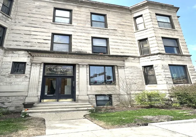 Homes for sale in Oak Park, IL | 346 N Austin Blvd #G, Oak Park, IL 60302 | MLS# 12666758