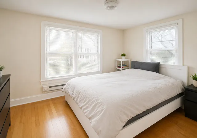 3rd image of 1014 Garnett Pl, Evanston, IL 60201 | MLS# 12666785