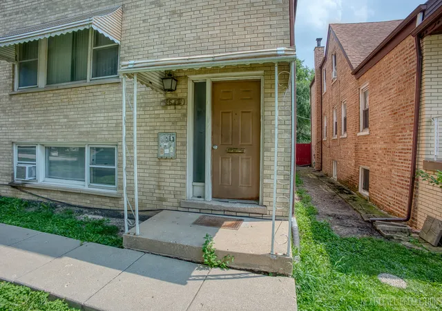 4th image of 1617 N 35Th Ave, Melrose Park, IL 60160 | MLS# 12666849