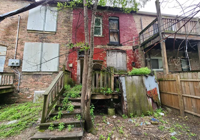4th image of 10525 S Corliss Ave, Chicago, IL 60628 | MLS# 12666927