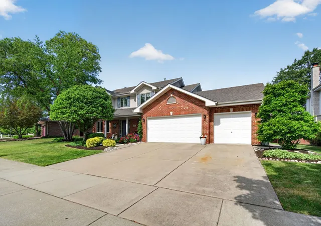 2nd image of 19612 Silverside Dr, Tinley Park, IL 60487 | MLS# 12666937