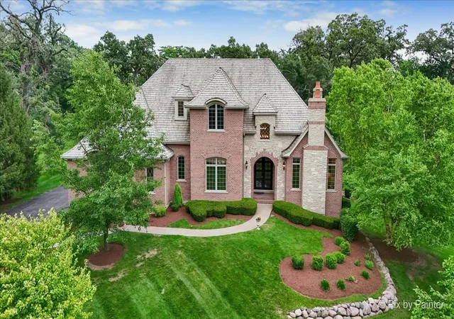 1st image of 117 W North Wynstone Dr, North Barrington, IL 60010 | MLS# 12667020