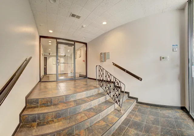Listing Photo 3 - Condo for sale in building located at 9740 S Pulaski Rd, Oak Lawn, IL 60453 - Unit #105