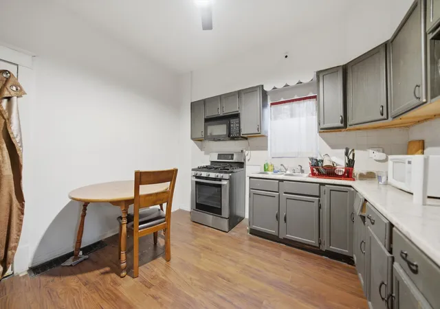 4th image of 1846 W 23Rd St, Chicago, IL 60608 | MLS# 12667224