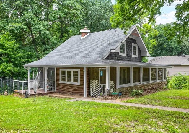 1st image of 252 Sylvan Ln, Creve Coeur, IL 61610 | MLS# 12667232