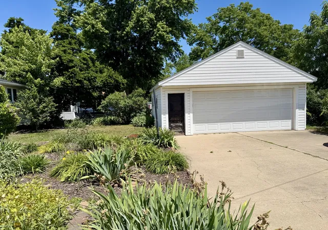 21st image of 822 W Lafayette St, Ottawa, IL 61350 | MLS# 12667240