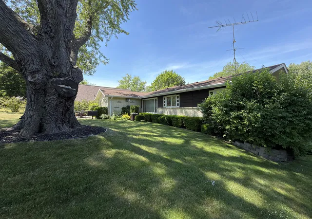 Homes for sale in Ingleside, IL | 34841 N Leonard Ave, Ingleside, IL 60041 | MLS# 12667294