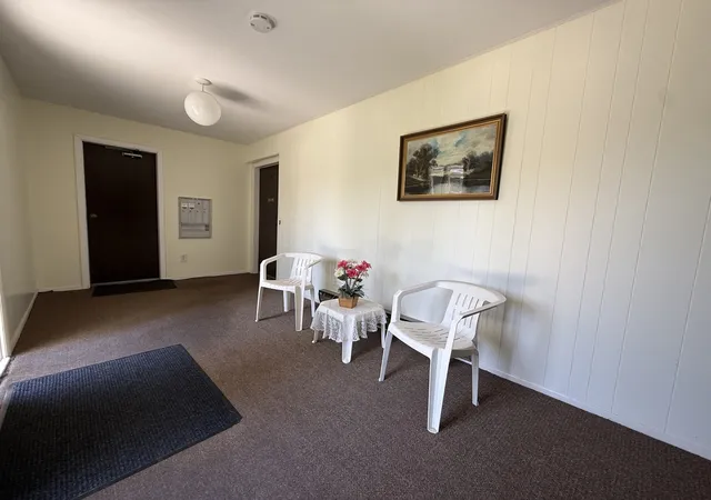 Homes for sale in Mc Henry, IL | 4904 W Oakwood Dr #A, Mc Henry, IL 60050 | MLS# 12667315
