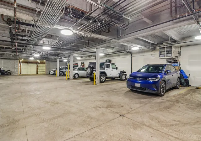 Homes for sale in Chicago, IL | 2423 W Fullerton Avenue, Chicago, IL 60647 | Houzeo