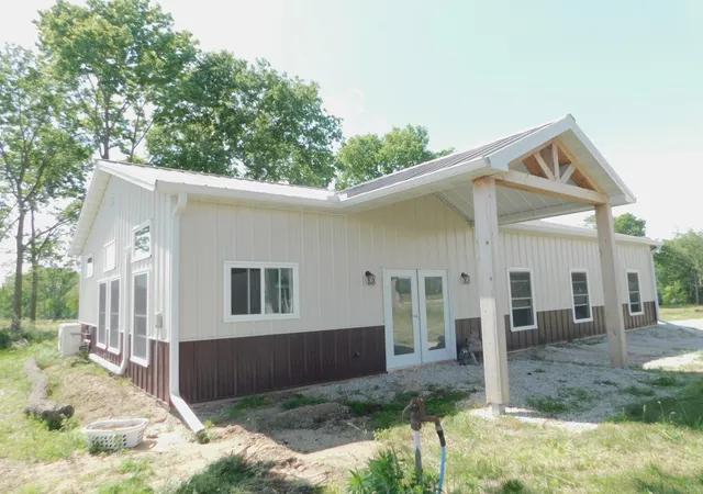 Photo 2 of Single family home for sale at 5551 Il Hwy 26, Hennepin, IL 61327 | MLS# 12667453 | Listing updated on 2026-08-30