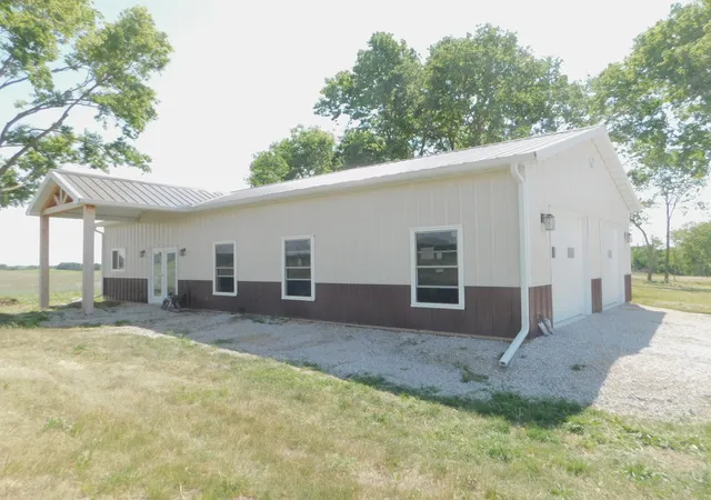 Photo 2 of Single family home for sale at 5551 Il Hwy 26, Hennepin, IL 61327 | MLS# 12667453 | Listing updated on 2026-08-30