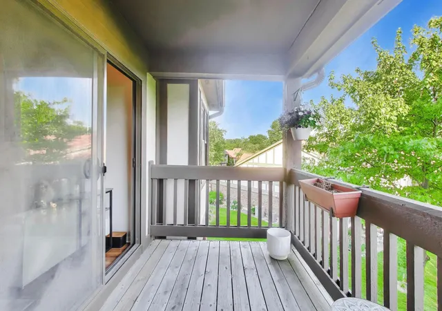 22nd image of 306 Carriage Wy #2C, Bloomingdale, IL 60108 | MLS# 12667544