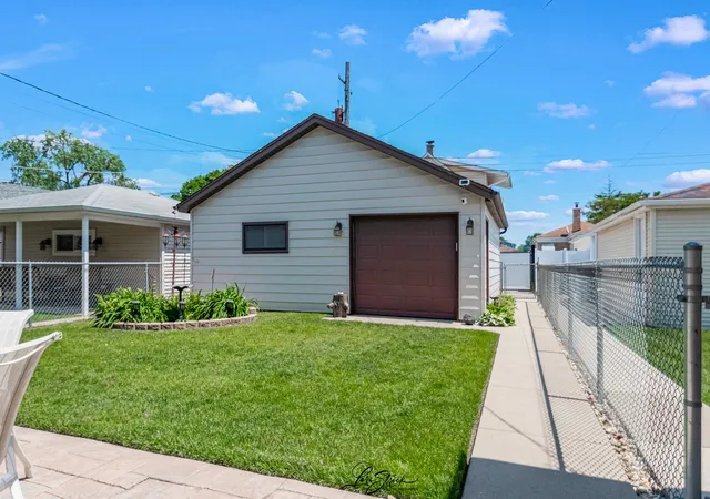 4th image of 4563 N Merrimac Ave, Chicago, IL 60630 | MLS# 12667624