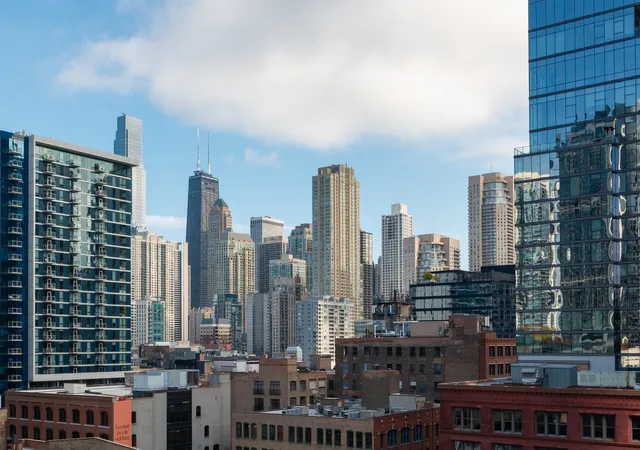 2nd image of 333 W Hubbard St, Chicago, IL 60654