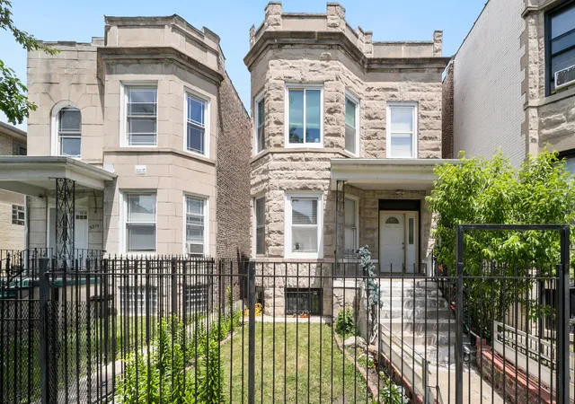 Homes for sale in Chicago, IL | 5208 W Washington Blvd, Chicago, IL 60644 | MLS# 12667709