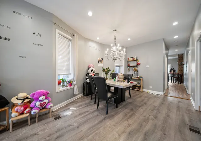 Homes for sale in Chicago, IL | 5208 W Washington Blvd, Chicago, IL 60644 | MLS# 12667709