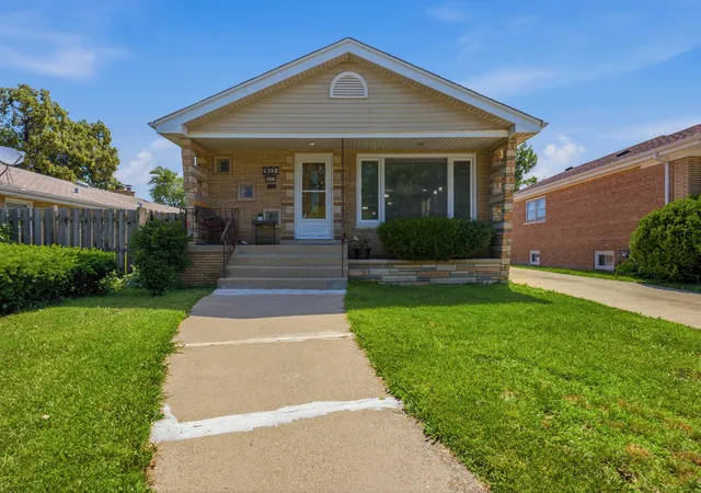 Photo 1 of Sale Pending at 9607 S Sacramento Ave, Evergreen Park, IL 60805 | MLS# 12667749 | Listing updated on 2026-08-26