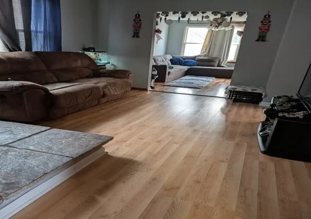 7th image of 2054 York St, Blue Island, IL 60406 | MLS# 12667781