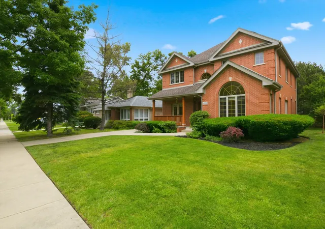 Homes for sale in Park Ridge, IL | 1825 S Fairview Ave, Park Ridge, IL 60068 | MLS# 12667805