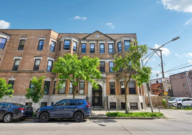 1st image of 1047 W Leland Ave #1W, Chicago, IL 60640 | MLS# 12667932