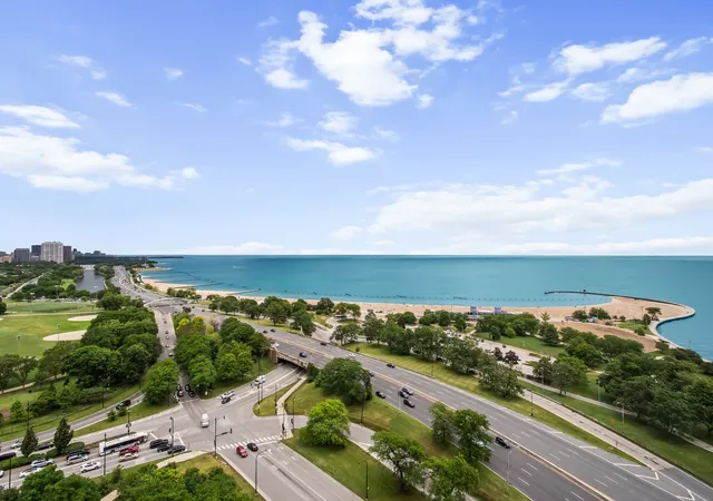 Photo 3 of Condo for sale at 1550 N Lake Shore Dr #20G, Chicago, IL 60610 | MLS# 12667953 | Listing updated on 2026-09-09