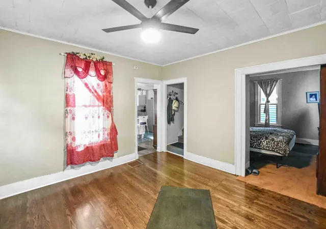 3rd image of 15604 Loomis Ave, Harvey, IL 60426 | MLS# 12667960