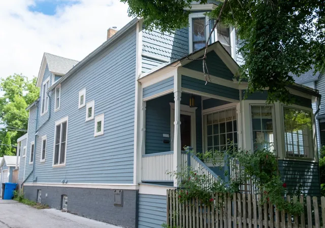 2nd image of 1220 E 57th St, Chicago, IL 60637 | MLS# 12668001