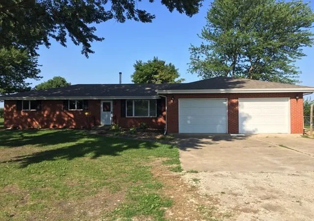 Photo 1 of Single family home for sale at 136 N St Louis St, Elwood, IL 60421 | MLS# 12668111 | Listing updated on 2026-09-21