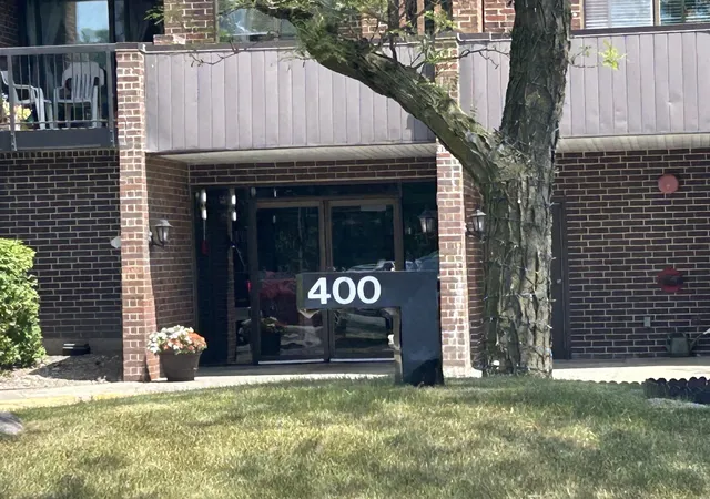 4th image of 400 Park Ave, Calumet, IL 60409